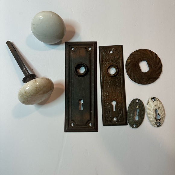 Vintage door knobs and parts